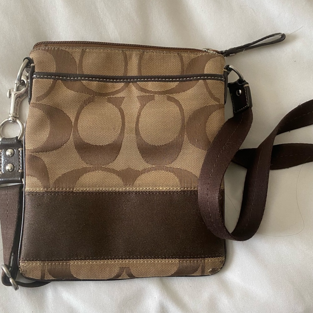 Coach Signature crossbody